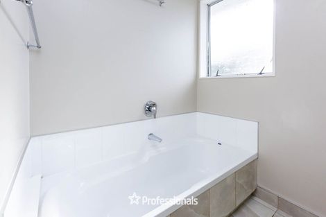 Photo of property in 55 Norana Road, Timberlea, Upper Hutt, 5018