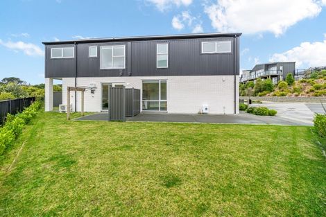 Photo of property in 54 Koreke Close, Kenepuru, Porirua, 5022