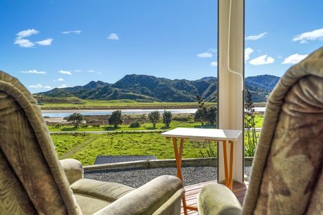 Photo of property in 1441 Marokopa Road, Marokopa, Te Kuiti, 3988