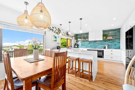 Photo of property in 3 Homestead Road, Manly, Whangaparaoa, 0930