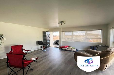 Photo of property in 9a Levaut Place, Half Moon Bay, Auckland, 2012