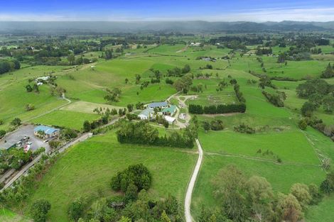 Photo of property in 800 Tuhikaramea Road, Ngahinapouri, Hamilton, 3290