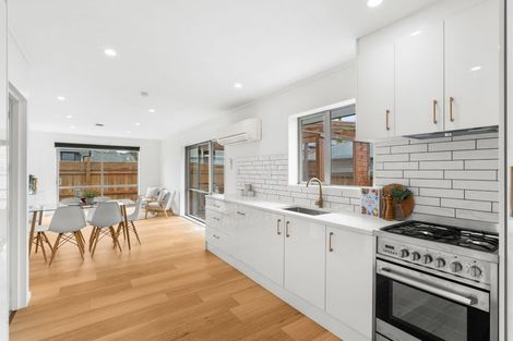 Photo of property in 6 Westburn Terrace, Burnside, Christchurch, 8041