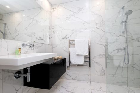 Photo of property in 100 Pukekohe East Road, Pukekohe, 2677