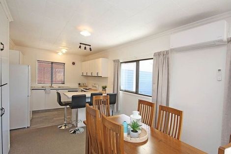 Photo of property in 5 Linklater Avenue, Foxton Beach, Foxton, 4815