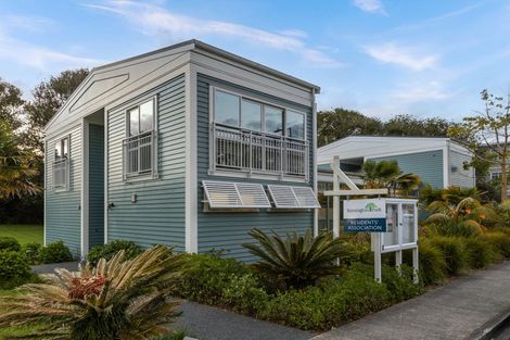 Photo of property in 76 Landmark Terrace, Orewa, 0931