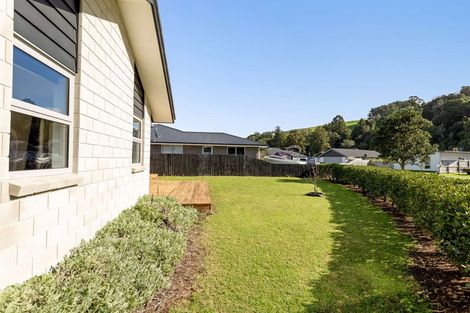 Photo of property in 17 Alf Simpson Drive, Whitianga, 3510