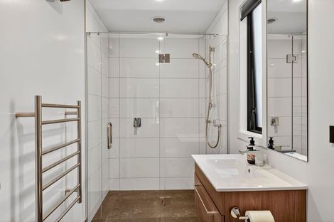 Photo of property in 18 Mount Linton Avenue, Wanaka, 9305