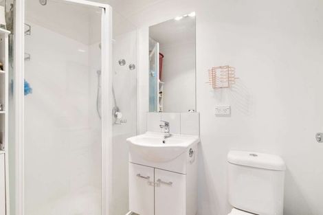 Photo of property in 16 Pangu Way, Mangere, Auckland, 2022