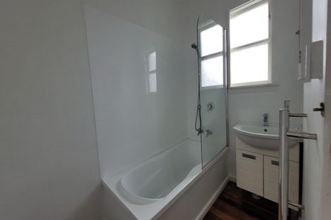 Photo of property in 3 Bryant Grove, Taita, Lower Hutt, 5011