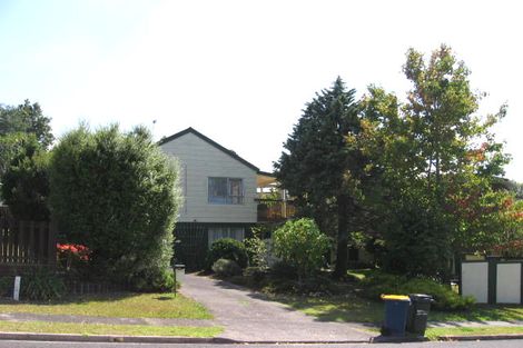 Photo of property in 5 Elmira Place, Browns Bay, Auckland, 0630