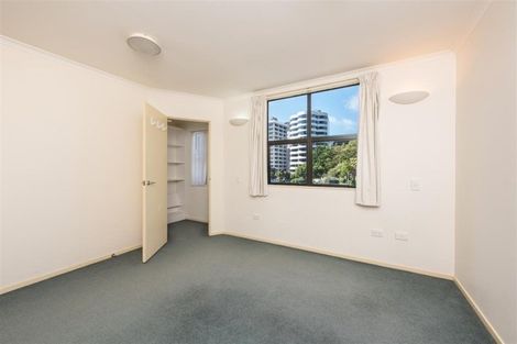 Photo of property in 19 Ballantrae Place, Thorndon, Wellington, 6011