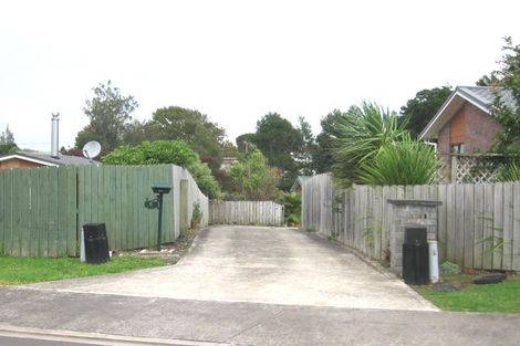 Photo of property in 5 Muriel Place, Ranui, Auckland, 0612