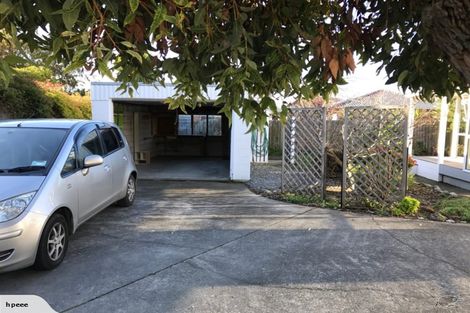 Photo of property in 1/37b Main Road, Redcliffs, Christchurch, 8081
