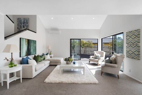 Photo of property in 6 Thirlmere Rise, Northpark, Auckland, 2013