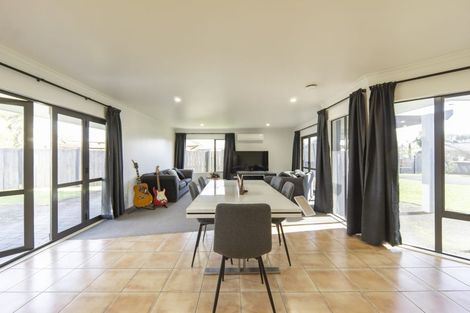 Photo of property in 18 Ernest Road, Fairview Downs, Hamilton, 3214