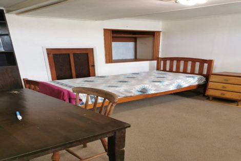 Photo of property in 16 Marie Crescent, Te Atatu South, Auckland, 0610