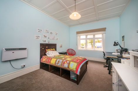 Photo of property in 40 Marne Street, Hokowhitu, Palmerston North, 4410