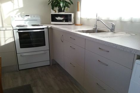 Photo of property in 10 Ngarue Place, Waitara, 4320