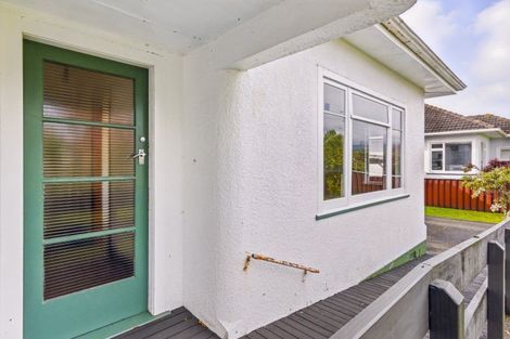 Photo of property in 18 Hannan Street, Levin, 5510