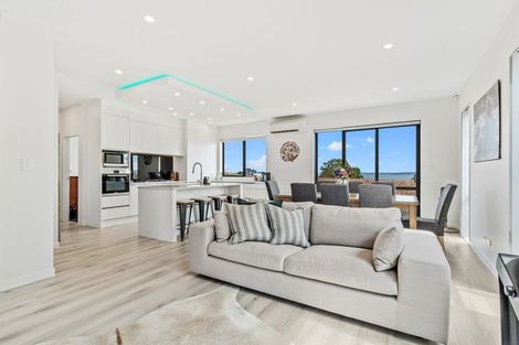 Photo of property in 36 Resolution Drive, Gulf Harbour, Whangaparaoa, 0930