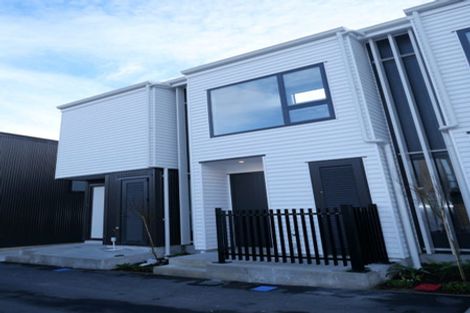 Photo of property in 2 Kamahi Place, Paraparaumu, 5032