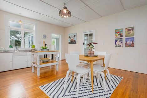 Photo of property in 12 Gordon Street, Woodville, 4920