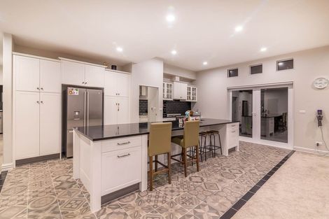 Photo of property in 18 Golden Morning Drive, Albany Heights, Auckland, 0632