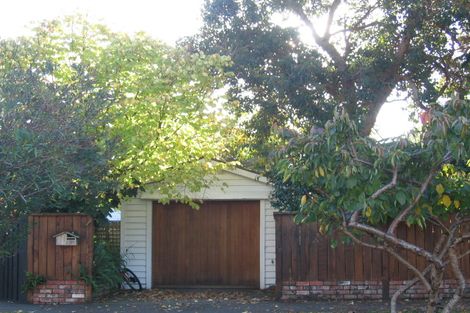 Photo of property in 430 Muritai Road, Eastbourne, Lower Hutt, 5013