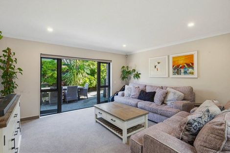 Photo of property in 14 Consort Close, Paraparaumu Beach, Paraparaumu, 5032
