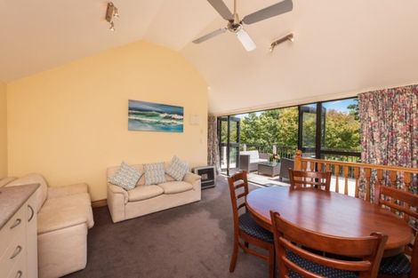 Photo of property in 312 Heatherlea Road East, Levin, 5571