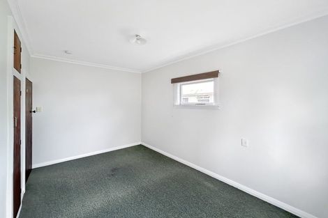Photo of property in 12 Quinn Road, Levin, 5510
