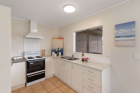 Photo of property in 6 Stardon Place, Favona, Auckland, 2024
