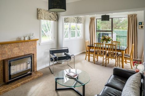 Photo of property in 6 Fairfield Avenue, Fairfield, Lower Hutt, 5011