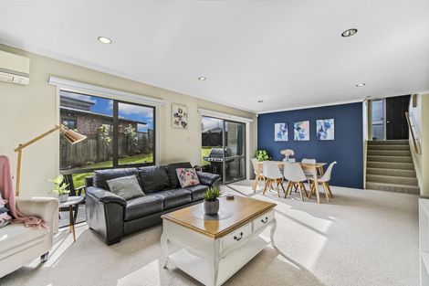Photo of property in 30 Twomey Drive, Pukekohe, 2120