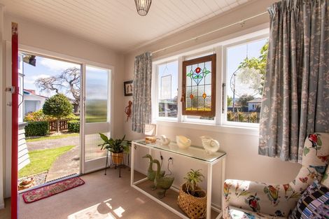 Photo of property in 18 Trafalgar Street, Dannevirke, 4930