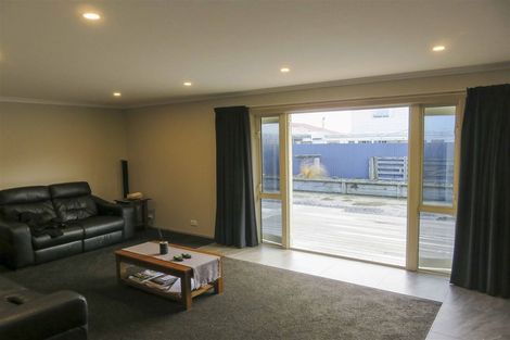 Photo of property in 11 Chesney Street, Heidelberg, Invercargill, 9812