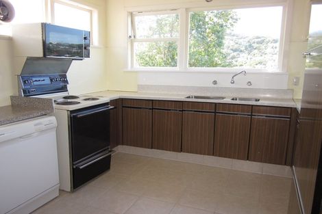 Photo of property in 28 Revans Street, Miramar, Wellington, 6022