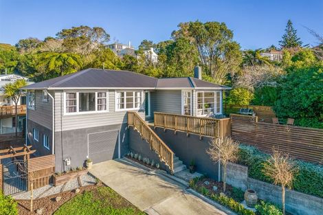 Photo of property in 21 Mahoe Street, Tawa, Wellington, 5028