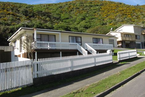 Photo of property in 57 Castlerea Street, Wainuiomata, Lower Hutt, 5014