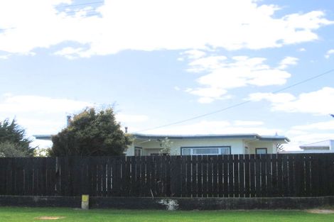 Photo of property in 119 Seabury Avenue, Foxton Beach, Foxton, 4815