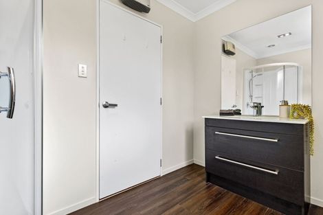 Photo of property in 14 Shadbolt Lane, Rolleston, 7614