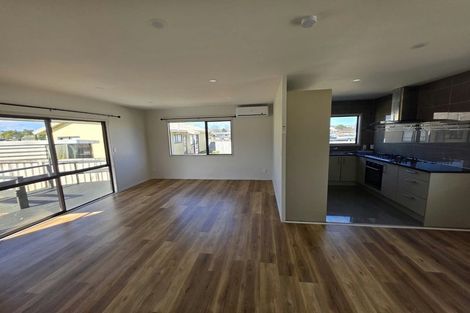 Photo of property in 3/35 Trimdon Street, Randwick Park, Auckland, 2105