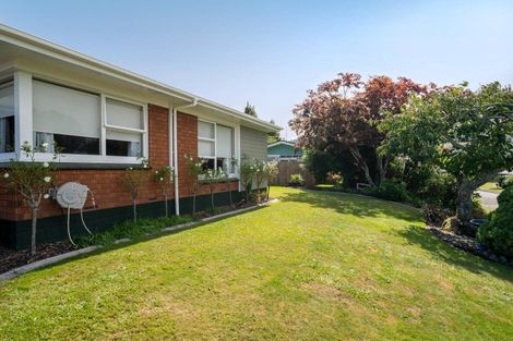 Photo of property in 6 Campbell Place, Pukehangi, Rotorua, 3015