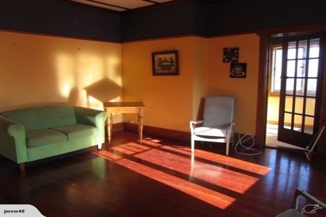 Photo of property in 8 Seaview Terrace, Bluff Hill, Napier, 4110