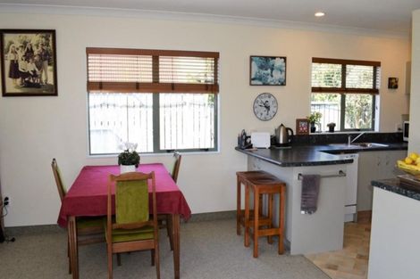 Photo of property in 57b Kirk Street, Otaki, 5512