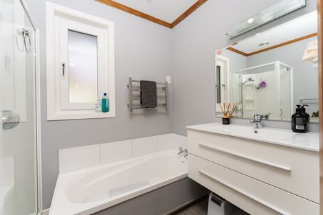 Photo of property in 37 Kennedy Road, Fairfield, Dunedin, 9018