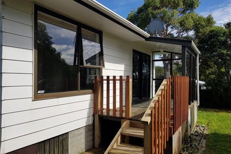 Photo of property in 32b Transom Close, Whitby, Porirua, 5024