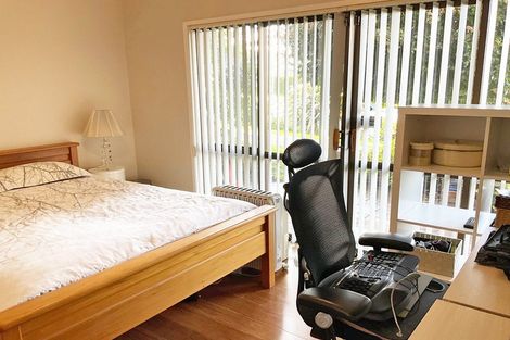 Photo of property in 153 Wiseley Road, West Harbour, Auckland, 0618