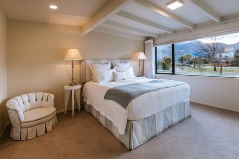 Photo of property in 86 Golf Course Road, Wanaka, 9305